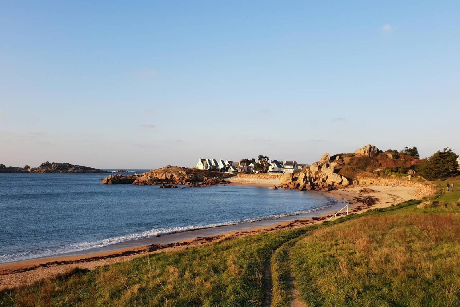 Maison 4 Personnes A 100M De La Plage De La Greve Rose A Tregastel - Ref 142 Buitenkant foto